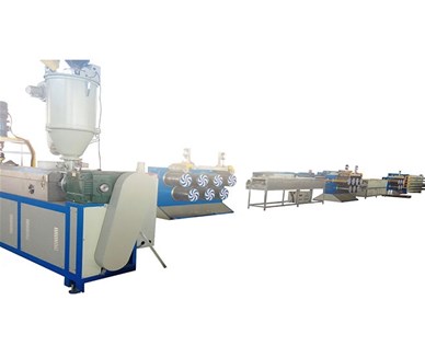 如何調(diào)整漁網(wǎng)拉絲機拉伸輥的轉(zhuǎn)速？